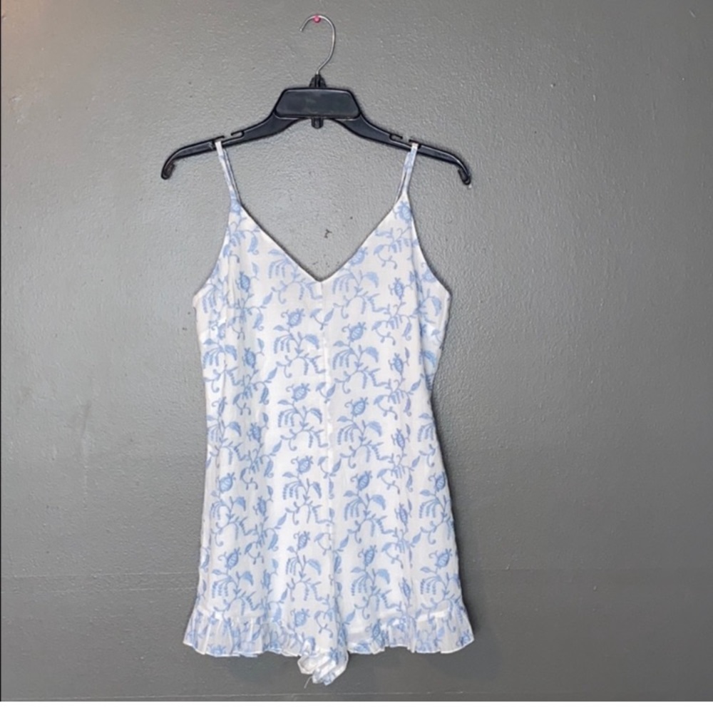 Kendall and Kylie Blue and White floral romper jumpsuit